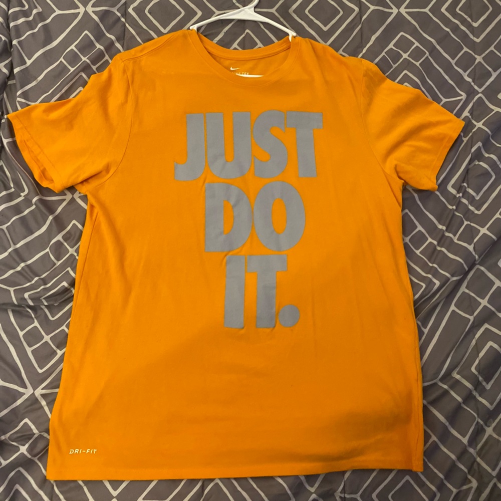 Orange & Silver Mens NIKE Shirt XL